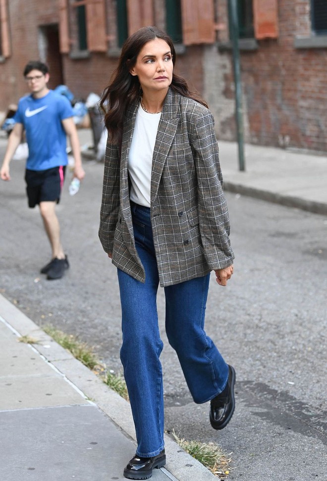Katie Holmes 3