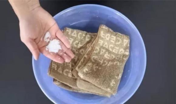 Nước vo gạo và muối có thể giúp bạn xử lý vấn đề