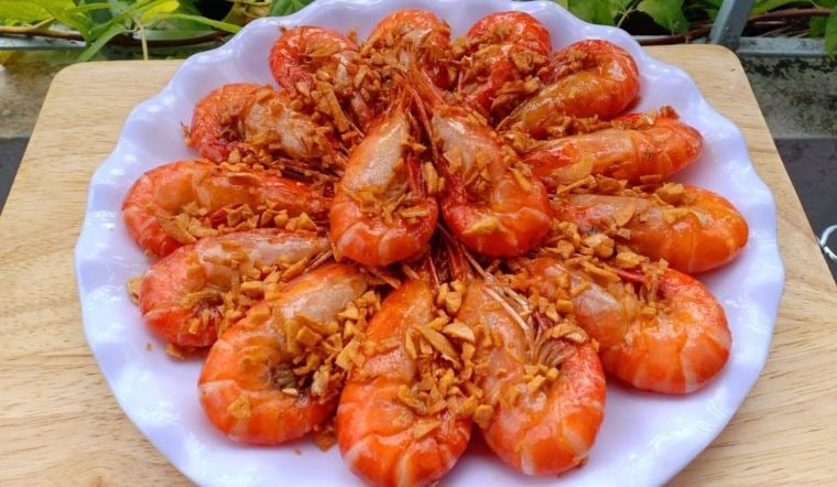 mach-ban-cach-lam-tom-cang-xanh