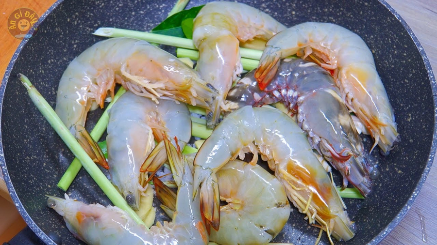 Tôm luộc là Shbet0099 cá cược trực tuyến đơn giản nhiều người yêu thích
