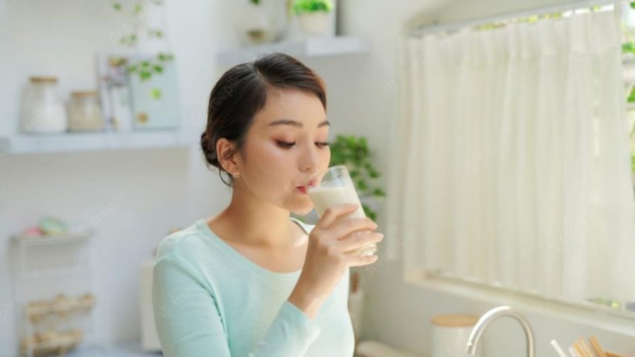 Sữa có thể khử mùi tỏi