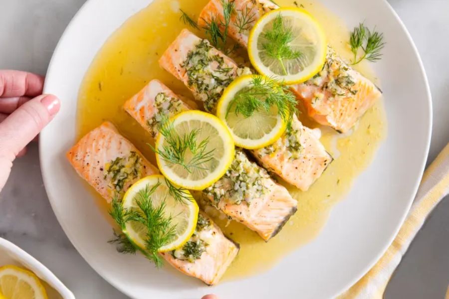 Cá hồi có hàm lượng omega-3 cao