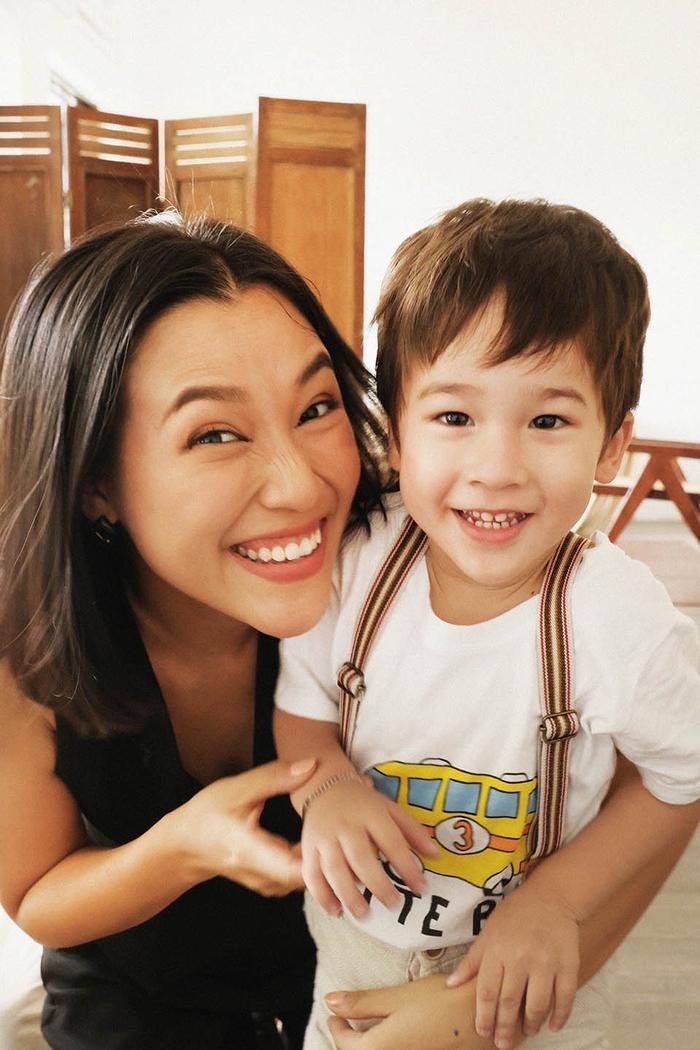 Hoàng Oanh tiết lộ sự thay đổi của con trai.
