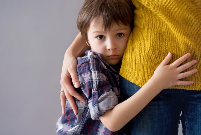 Cha mẹ cần xây dựng cho trẻ kỹ năng giao tiếp