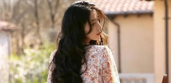 Dù ở tuổi nào, ngoại tình cũng là việc đáng lên án