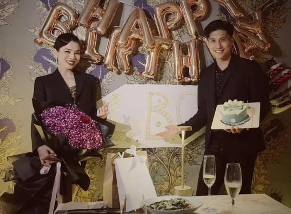 Lệ Quyên vội về mừng sinh nhật Lâm Bảo Châu sau show diễn
