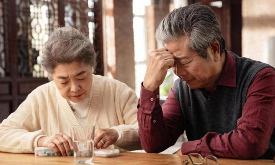 Không nói ra thu nhập cũng không tùy tiện vay mượn tiền bạc