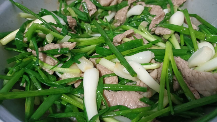 Hành lá là nguồn cung cấp vitamin K và C phong phú
