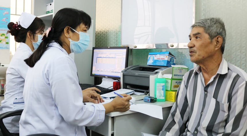 Đối tượng người cao tuổi được hưởng chính sách trợ cấp xã hội hàng tháng