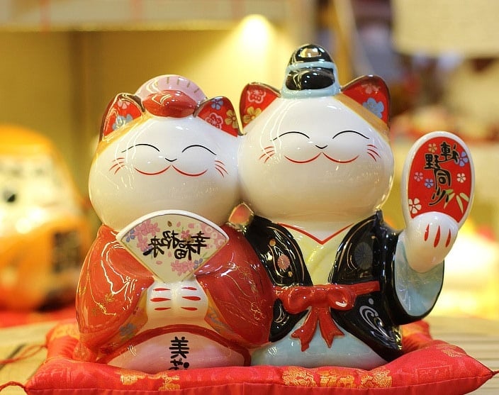 Mèo Thần Tài cặp đôi đem lại cảm giác hạnh phúc và niềm vui sướng cho người nhìn  