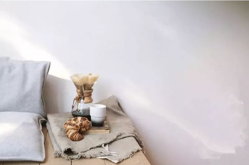 Con người, không cần phải đố kị với người khác, cũng không cần cầu phiền phức, sống thỏa lòng, làm điều mình thích. (ảnh minh họa)