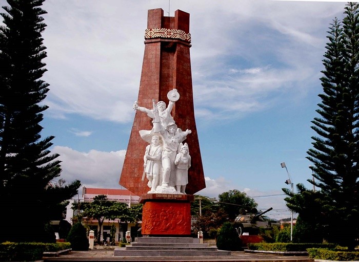 Khu di tích Đắk Tô
