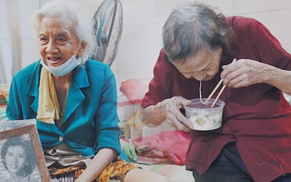 Thay vì trông cậy vào con cái và nhờ cậy vào người thân, tốt hơn hết bạn nên tự mình làm người đưa đò và sống một Shbet16 chơi game trực tuyến tự do, thoải mái.    