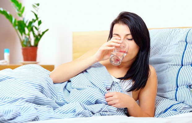 Tốt nhất, bạn nên đi ngủ sớm vào khoảng 10 giờ đêm và dậy lúc 5-6 giờ sáng hôm sau