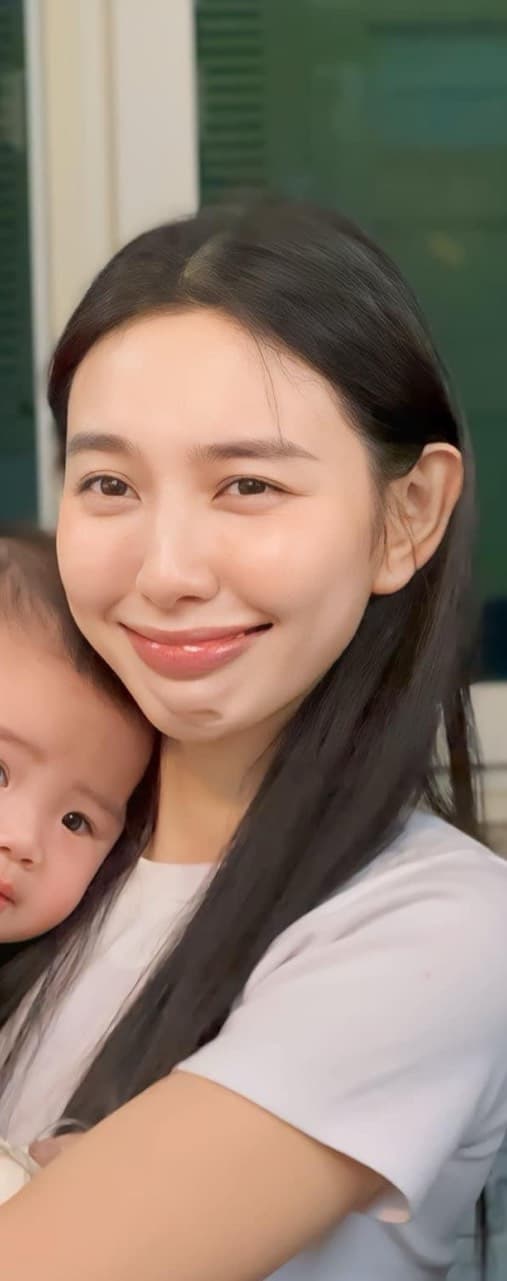 Chia sẻ với Tiền Phong, Hoa hậu Nguyễn Thúc Thùy Tiên xác nhận về việc cô mua lại cổ phần Miss Grand International. Tuy nhiên, Thùy Tiên mua cổ phần với tư cách là cựu hoa hậu. 