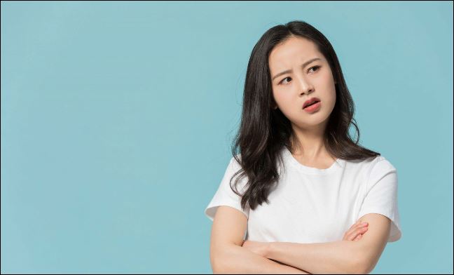 Khi một người có loại cảm xúc này với bạn, bạn sẽ khó mà giao tiếp đối mặt, lúc này bất kỳ hành vi nào cũng đều thừa. (ảnh minh họa)