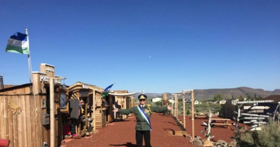 Molossia - Quốc gia tự xưng bé nhỏ