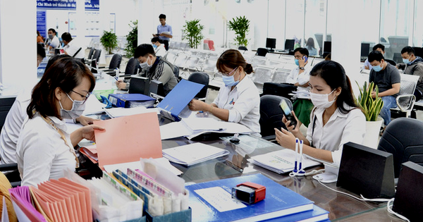 Công chức được nghỉ không hưởng lương tối đa bao nhiêu ngày?