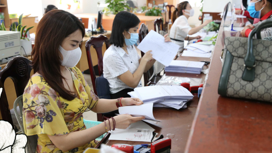 Điều 13 Luật Cán bộ, công chức 2008 có quy định cụ thể