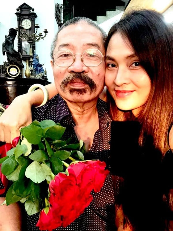 Cô trở thành vợ 4 của nam đạo diễn