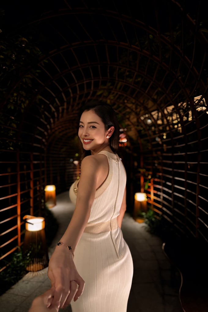 Jennifer Phạm và chồng đi du lịch ở Hội An
