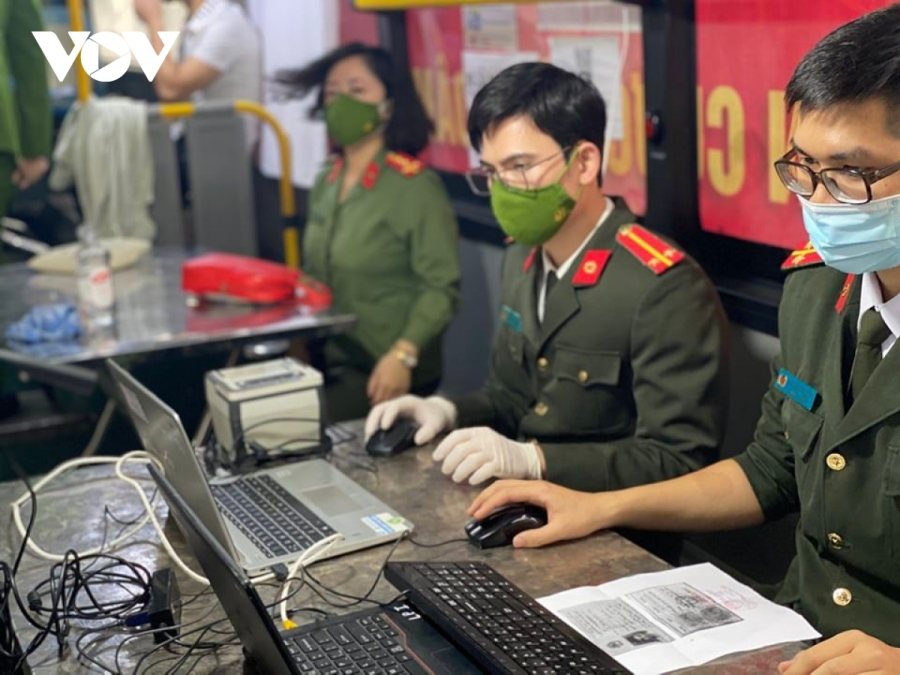 Việc cấp thẻ căn cước cho người dưới 14 tuổi là để bảo đảm quyền, lợi ích chính đáng của họ và phục vụ công tác quản lý Nhà nước;