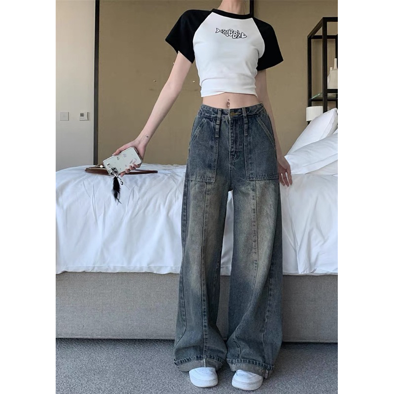 Quần jeans dáng suông tiếp tục làm mưa làm gió trên thị trường thời trang