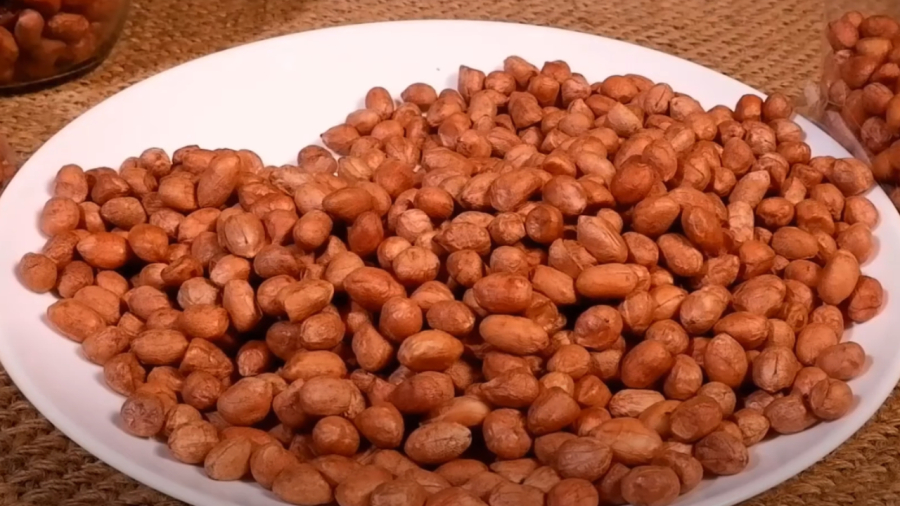 Ủ lạc sẽ giúp lạc giòn lâu hơn. 