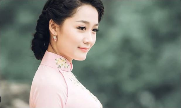 Người phụ nữ biết yêu thương bản thân mình, chú trọng chăm sóc Shbet111 slot, casino, thể thao, xổ số, có tâm hồn trong sạch, (ảnh minh họa)