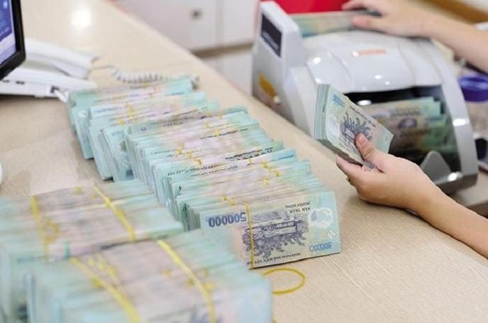 Thông thường, các kỳ hạn tiết kiệm càng dài thì lãi suất càng cao. 