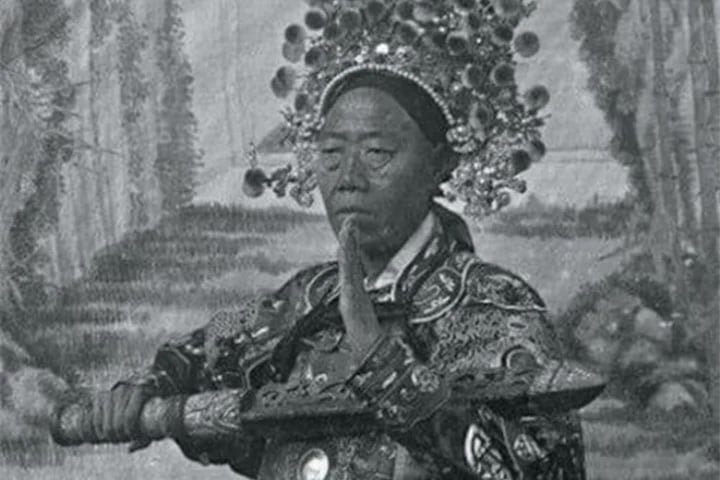 Dù ngoại hình không ưa nhìn, nhưng Lý Liên Anh đã chứng tỏ được tầm quan trọng của mình, trở thành thái giám được Thái hậu Từ Hi yêu mến