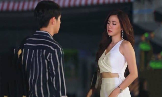 Vợ chồng có chuyện gì cũng nên đóng cửa bảo nhau, giữ thể diện cho nhau. Nhưng một số người phụ nữ lại không biết điều này. (ảnh minh họa)