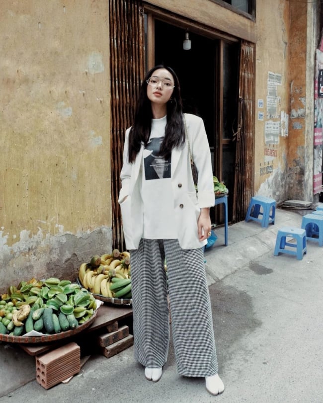 Áo blazer và quần ống rộng
