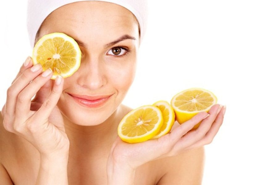 Có một số thành phần bạn cũng cần thận trọng khi sử dụng vitamin C. 