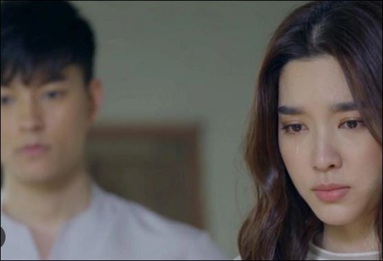 Dù yêu chồng đến mấy nhưng anh ấy mỗi ngày lại bộc lộ mình chẳng hiểu biết gì thì tình yêu cũng tự khắc mất đi. (ảnh minh họa)