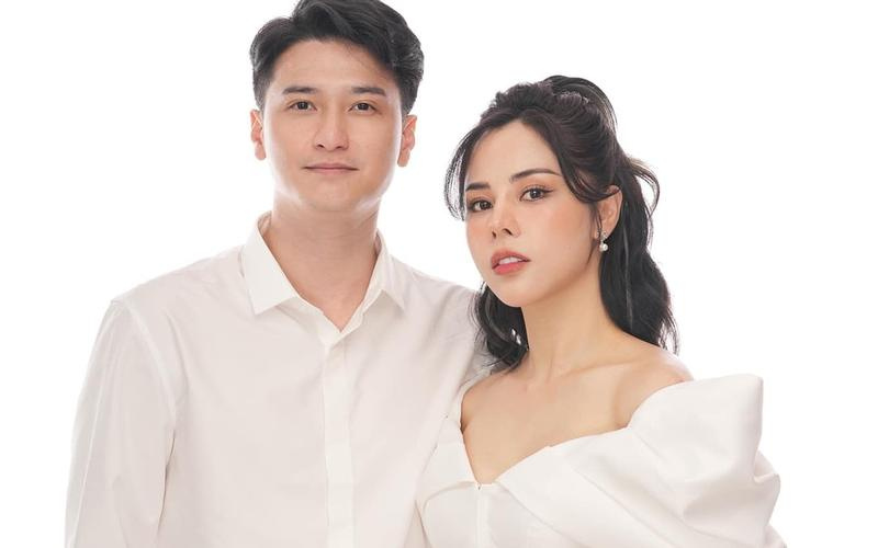 'Mình cảm thấy bị xúc phạm khi người đàn ông của mình thể hiện sự quan tâm với một người phụ nữ khác' - bạn gái Huỳnh Anh bày tỏ.  