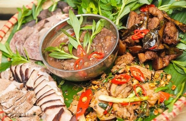 Khi ghé thăm Mù Cang Chải, du khách nhớ thưởng thức các đặc sản địa phương