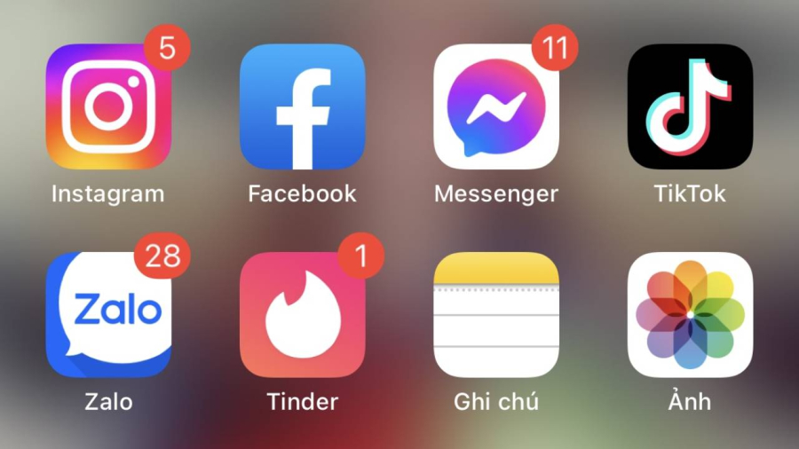 Việc chia sẻ thông tin trên mạng xã hội cũng đi kèm với những rủi ro và hậu quả không mong muốn