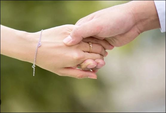 Thứ hai là về nhu cầu tình dục. (ảnh minh họa)