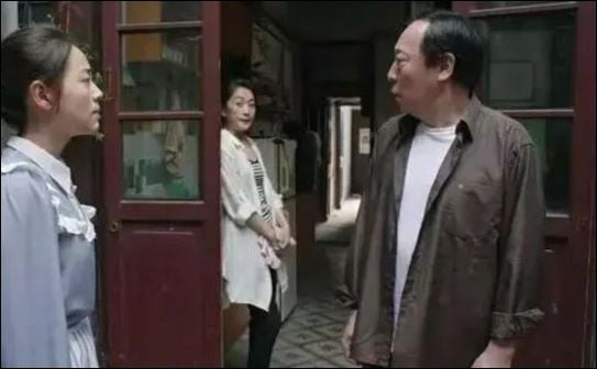 hững đứa con có thể dễ dàng dựa vào tình yêu thương duy nhất của cha mẹ dành cho mình để thay đổi Shbet16 chơi game trực tuyến. (ảnh minh họa)