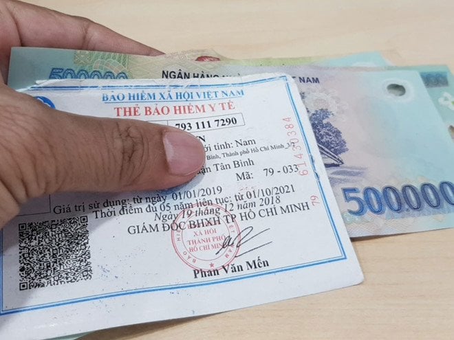 BHYT 05 năm liên tục là khi một người có thời gian tham gia BHYT 05 năm liên tục trở lên, trường hợp có gián đoạn thì tối đa không quá 03 tháng