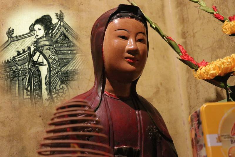 Trần Thị Dung là vợ của vua Lý Huệ Tông sau đó tái giá kết hôn với Thái sư Trần Thủ Độ