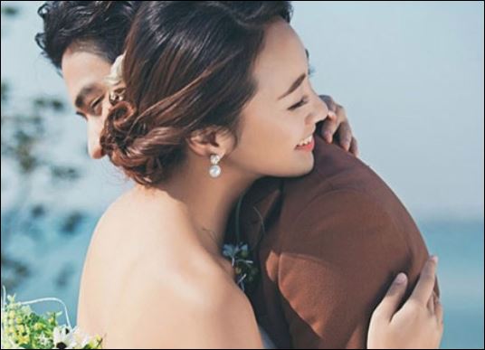 Một người đàn ông chung thủy sẽ luôn coi vợ là vị trí số 1.  (ảnh minh họa)