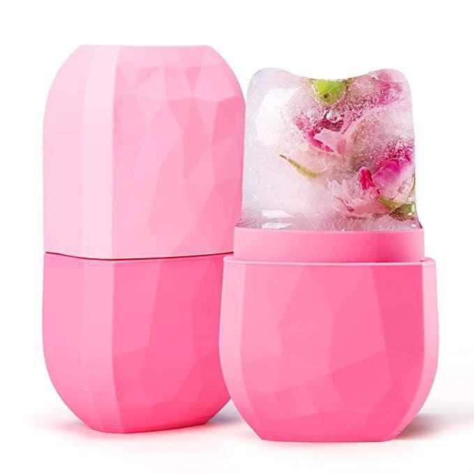Đá viên có nhiều tác dụng chăm sóc da. 