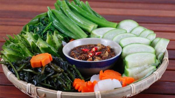Sai lầm khi luộc rau khiến rau thâm đen