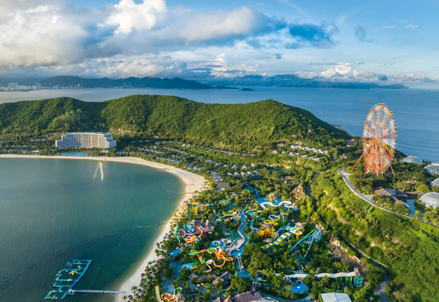 Nha Trang thường xuyên được xếp hạng là một trong những thành phố tuyệt vời nhất để an cư tại Việt Nam