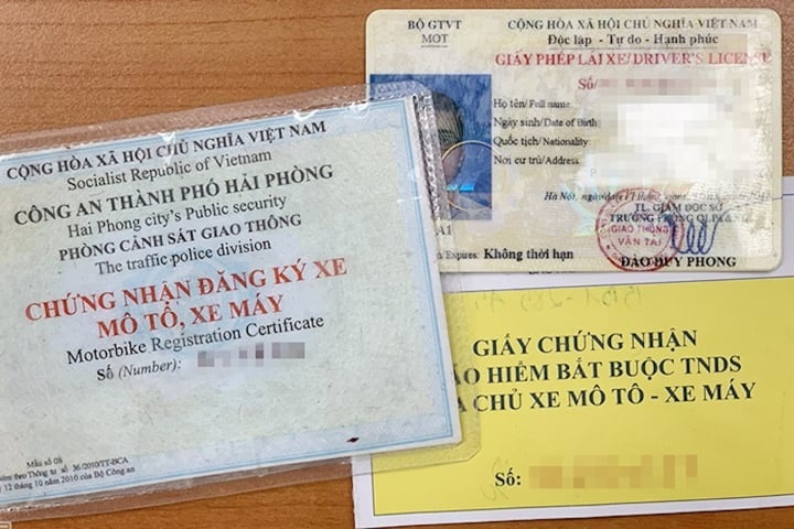 Nếu không đi đổi giấy đăng ký xe theo quy định, chủ phương tiện có thể bị xử phạt vi phạm hành chính lên đến 6 triệu đồng.