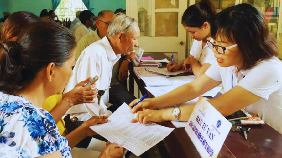 Trường hợp nào không bị trừ lương hưu khi nghỉ hưu trước tuổi?    