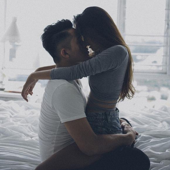 Em là người con gái đặc biệt nhất anh từng gặp    