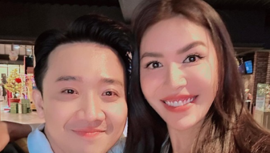 Anh cho biết mình sẽ chờ đến khi về Việt Nam để gửi trực tiếp tấm lòng đến nữ siêu mẫu.